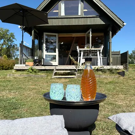 Cozy Small With Sea View *