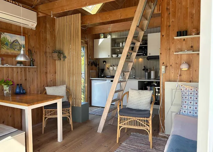 Cozy Small With Sea View