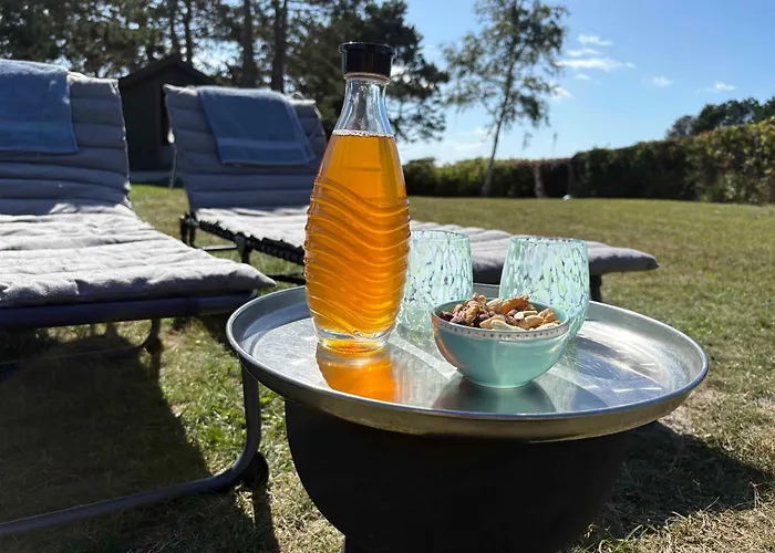 Cozy Small With Sea View Vakantiehuis