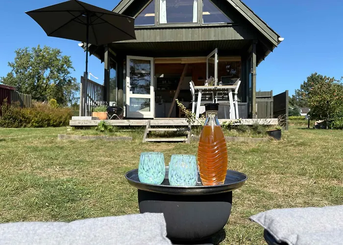 Cozy Small With Sea View *