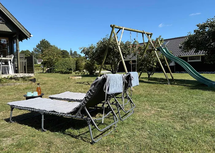 Cozy Small With Sea View * Osterby (Sonderjylland)